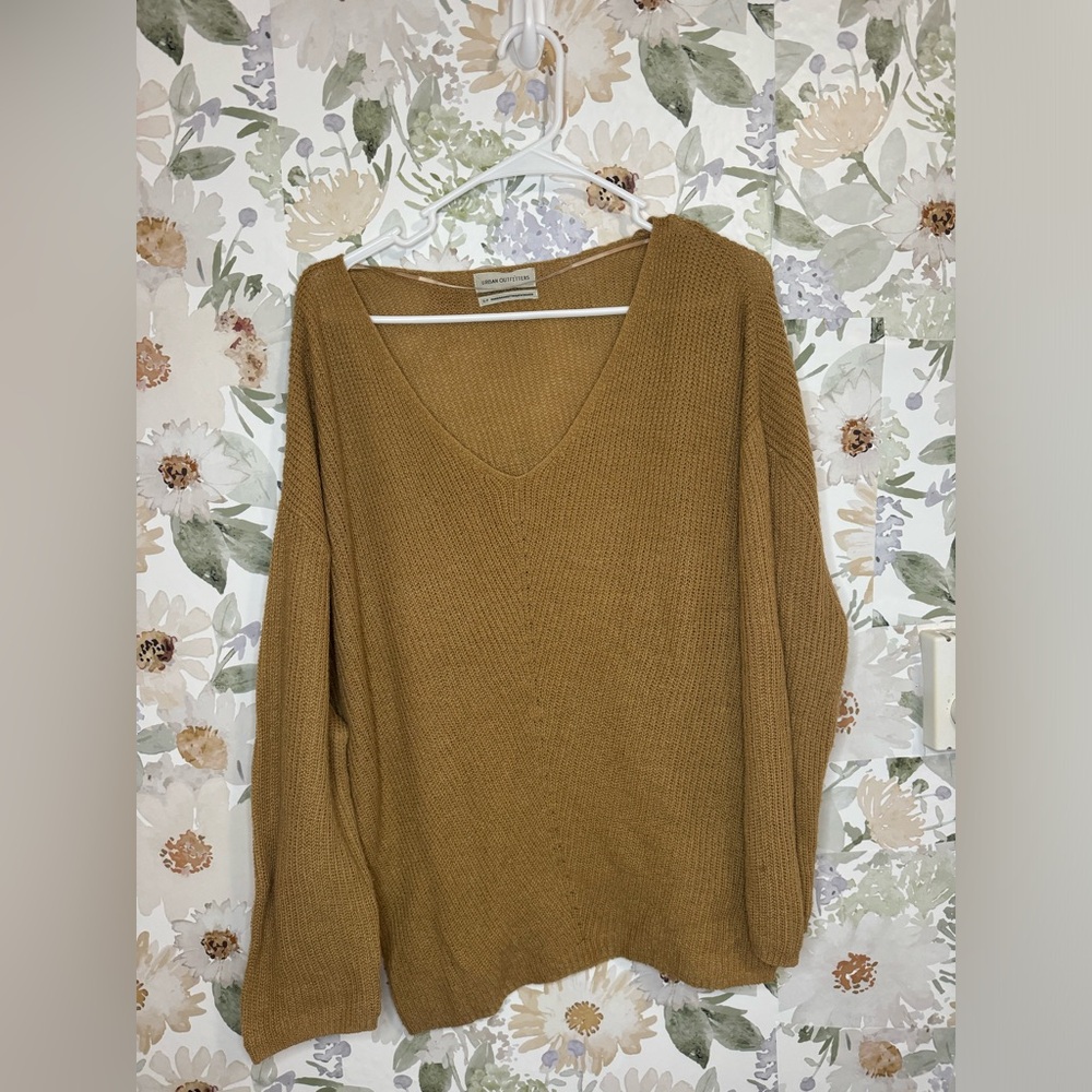 Urban outfitters sweater π